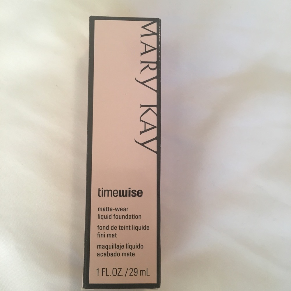 Mary Kay foundation Bronze 7